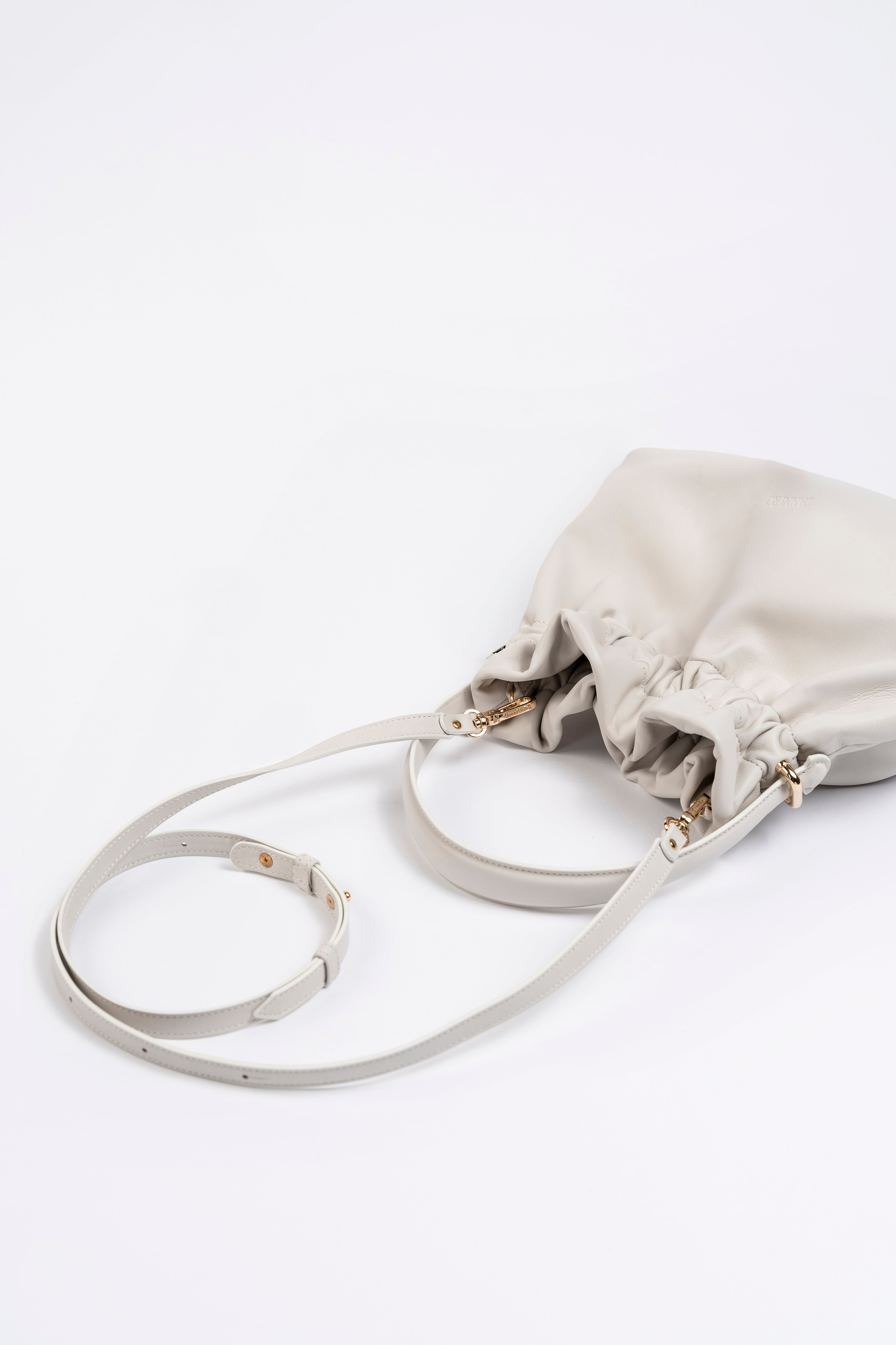 Load image into Gallery viewer, The Brook Bag - White

