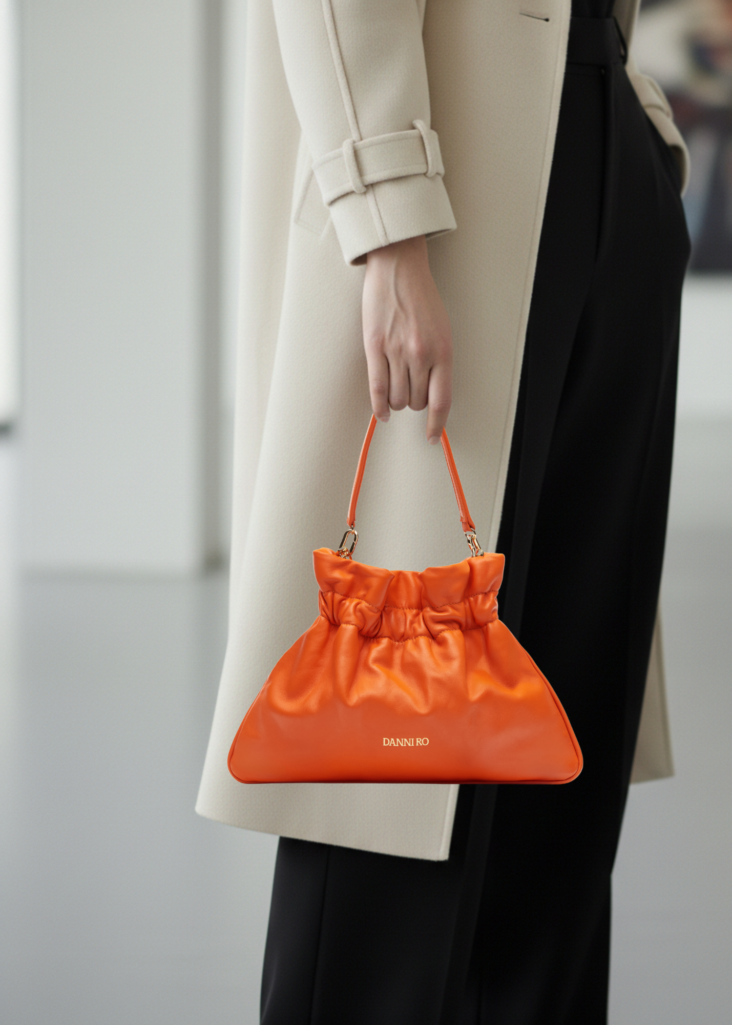 Load image into Gallery viewer, Manhattan Bag - Orange
