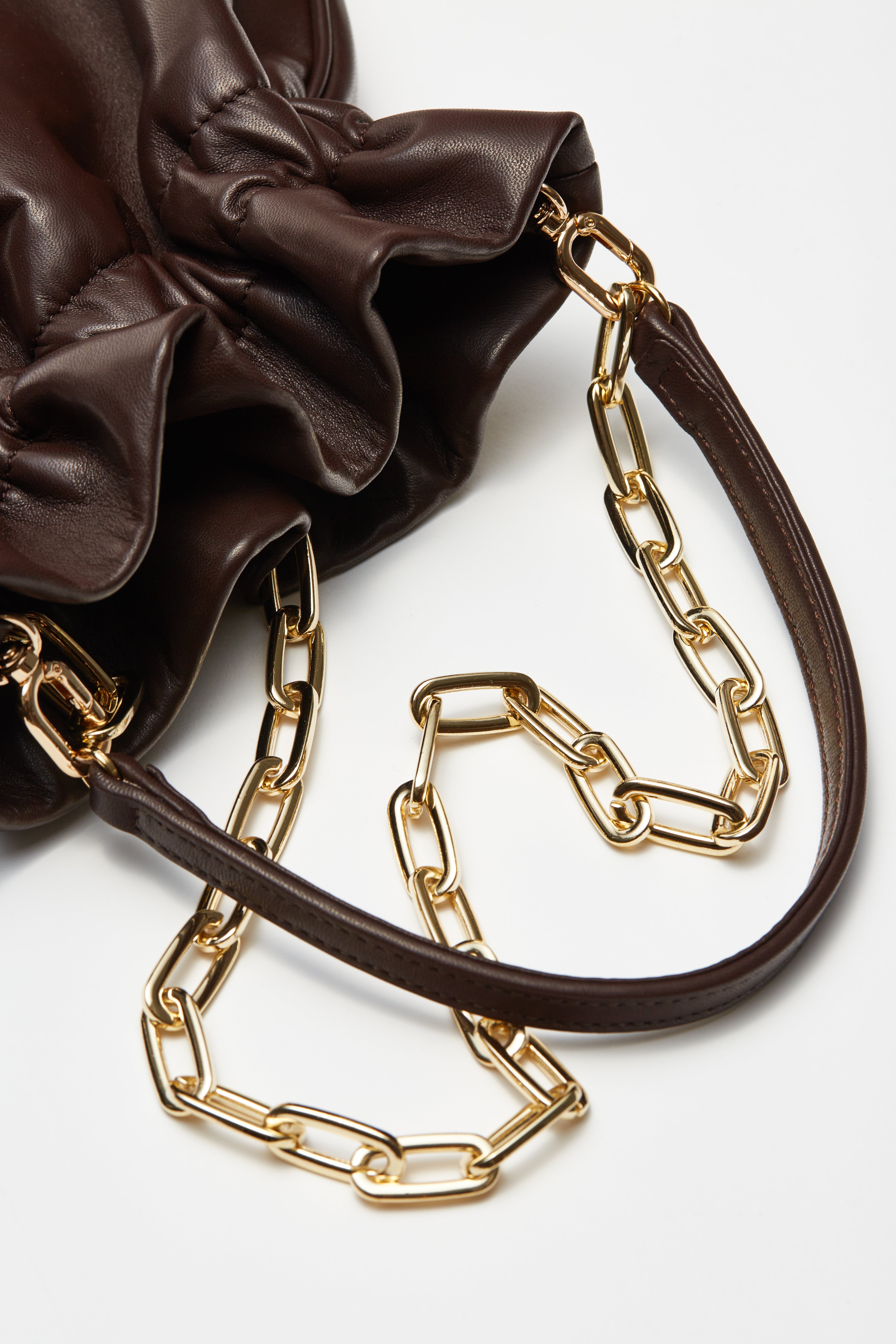 Load image into Gallery viewer, Manhattan Bag - Brown Chocolate
