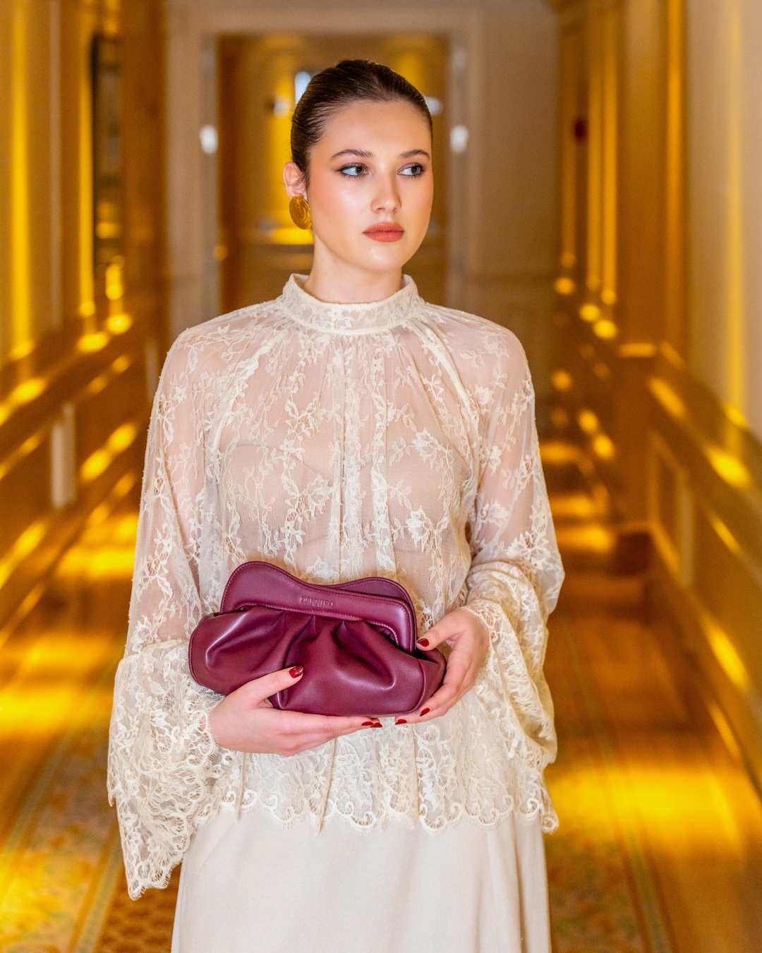 Cargar imagen en el visor de la galería, Lisbon Baby Clutch - Bordeaux
