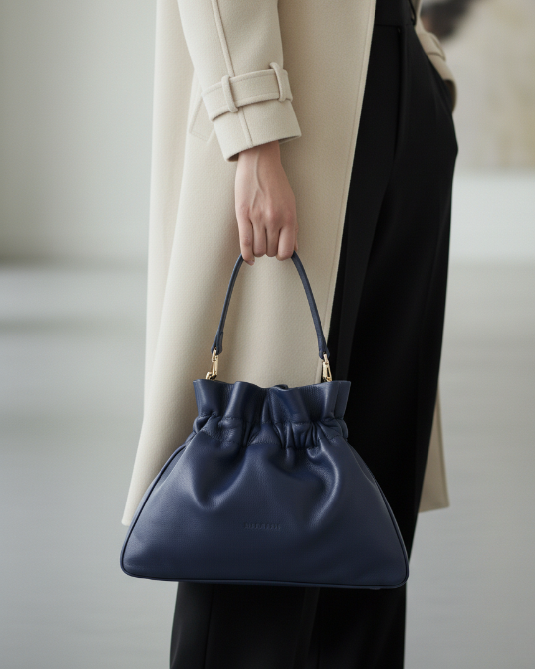 Load image into Gallery viewer, Manhattan Bag - Navy Blue
