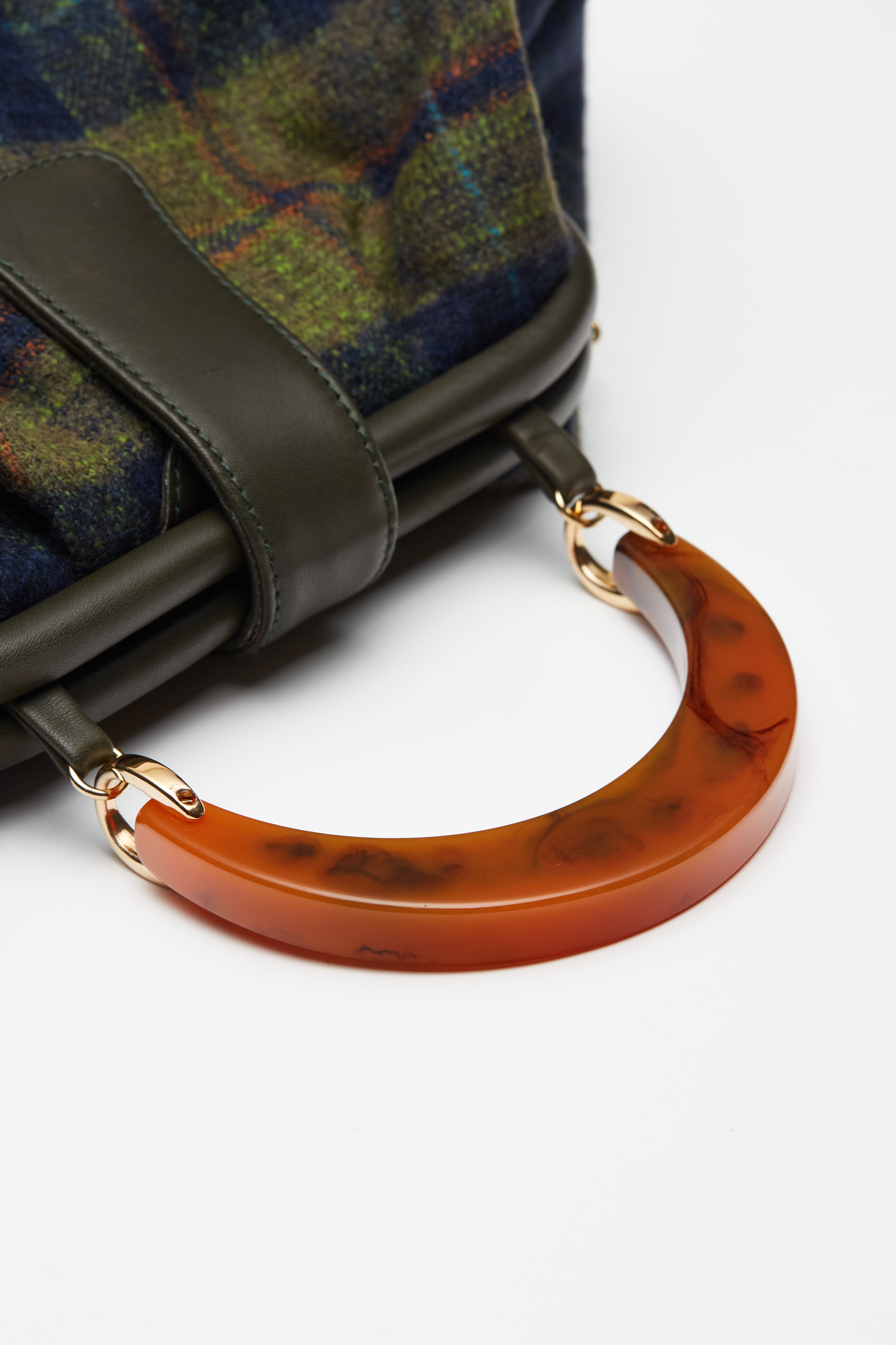 Load image into Gallery viewer, Niza Clutch - Plaid Fabric
