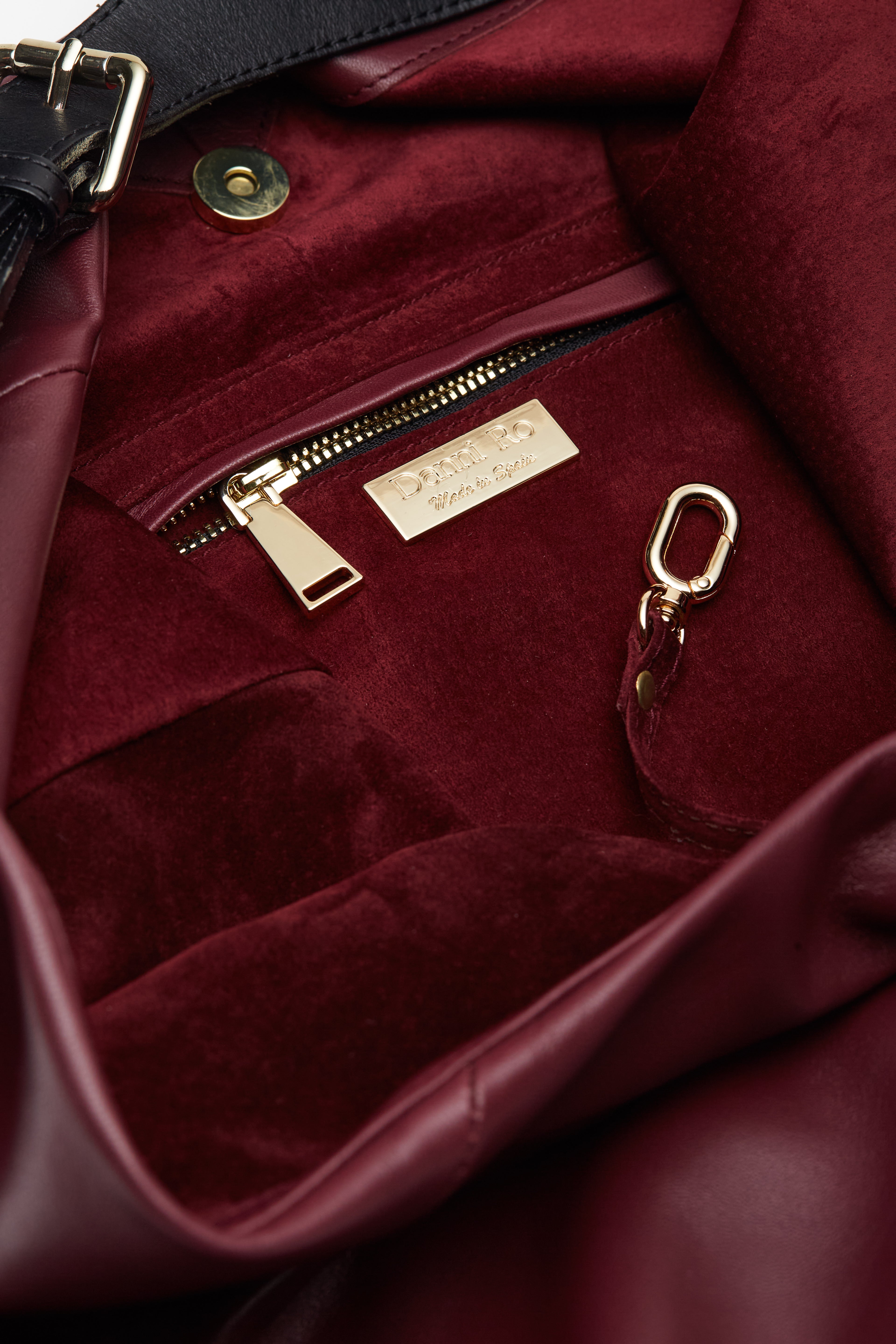 Cargar imagen en el visor de la galería, Joy Bag Leather - Bordeaux
