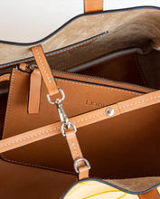 Load image into Gallery viewer, All-in Rita Bag Fiery Coral Naranja
