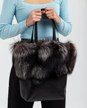 Cargar imagen en el visor de la galería, Penelope Tote Argenté
