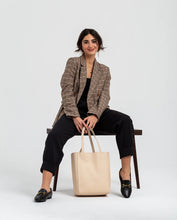 Load image into Gallery viewer, Penelope Tote Bag Crudo
